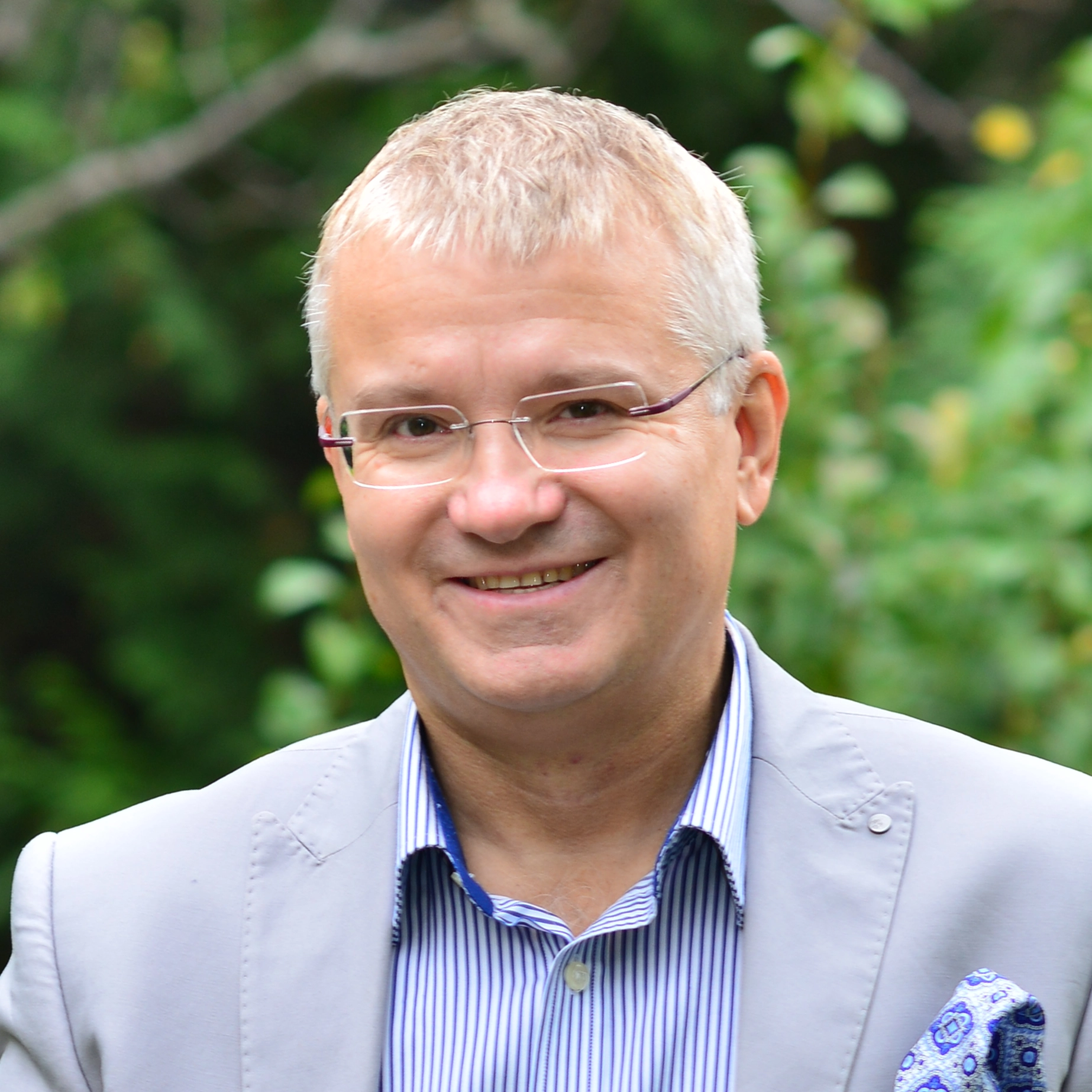 dr. Móré Attila